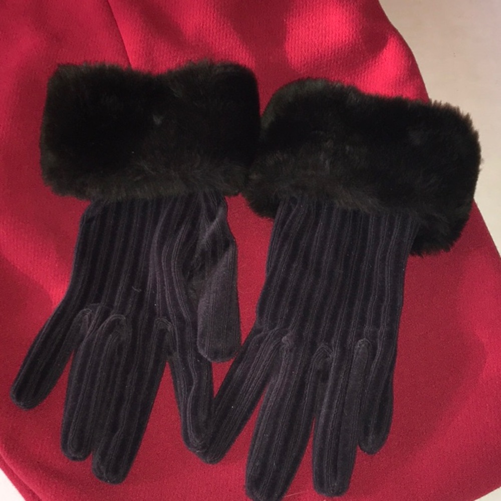 Saks Fifth Avenue NWOT